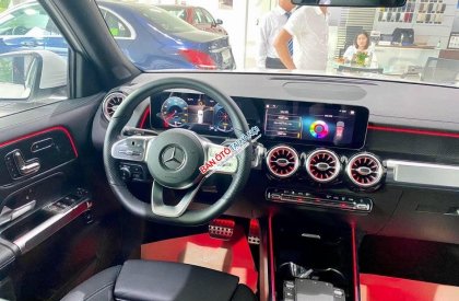 Mercedes-Benz GLB 200 2022 - Màu trắng, nhập khẩu
