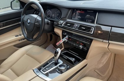 BMW 730Li 2014 - Cần bán gấp xe