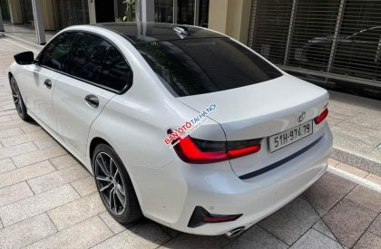 BMW 320i 2020 - Màu trắng, nhập khẩu