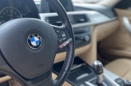BMW 320i 2013 - Xe đẹp, bán nhanh cho anh em giá hữu nghị