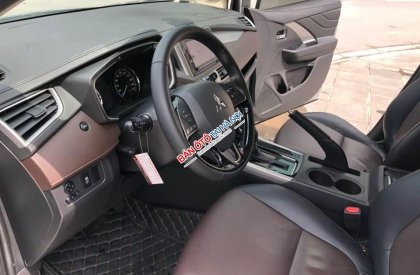 Mitsubishi Xpander Cross 2020 - Màu bạc, nhập khẩu xe gia đình