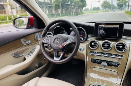 Mercedes-Benz C 250 2017 - Cần bán gấp xe