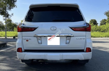 Lexus LX 570 2017 - Màu trắng, xe nhập