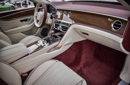 Bentley Flying Spur 2022 - Cần bán xe màu trắng