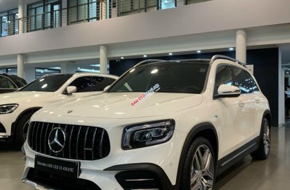 Mercedes-Benz GLB 35 2022 - Giảm tiền mặt 112 triệu vào giá xe cho khách lấy xe luôn trong tháng và bộ phụ kiện, bảo hiểm cho xe