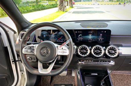 Mercedes-Benz GLB 200 2021 - Mới 95% giá 1 tỷ 890tr