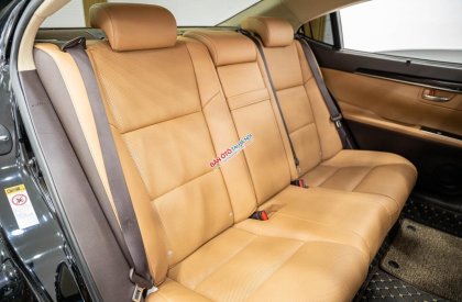 Lexus ES 250 2017 - Bán xe chính chủ, xe đẹp, nội thất sang