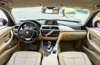 BMW 320i 2016 - Tên tư nhân