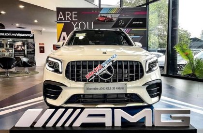 Mercedes-Benz GLB 35 2022 - Giảm tiền mặt 112 triệu vào giá xe cho khách lấy xe luôn trong tháng và bộ phụ kiện, bảo hiểm cho xe