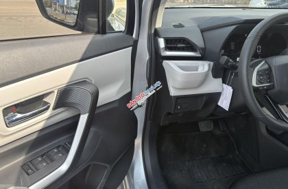 Toyota Veloz Cross 2022 - Xe như mới tinh trong hãng