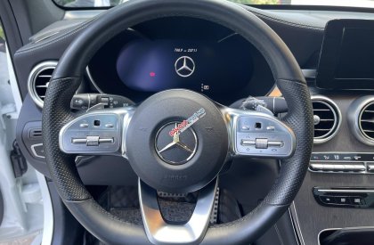 Mercedes-Benz GLC 300 2019 - Màu trắng, nhập khẩu