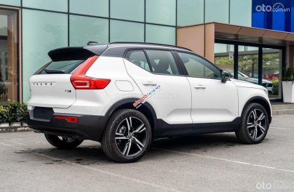 Volvo XC40 2022 - Tặng 3 năm bảo dưỡng + 1 năm bảo hiểm thân vỏ - SUV sang trọng nhập khẩu từ Thụy Điển