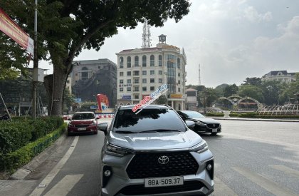 Toyota Veloz Cross 2022 - Xe như mới tinh trong hãng