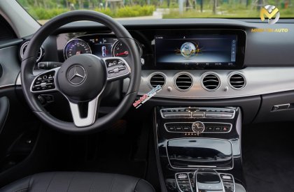 Mercedes-Benz E180 2020 - Tặng ngay gói chăm sóc và phủ Ceramic cao cấp + gói chăm xe 01 năm