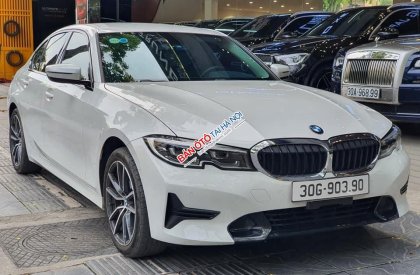BMW 320i 2021 - Màu trắng, xe nhập