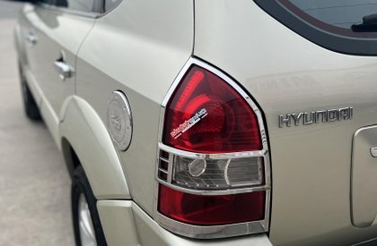 Hyundai Tucson 2009 - Xe màu bạc, nhập khẩu, giá 300tr
