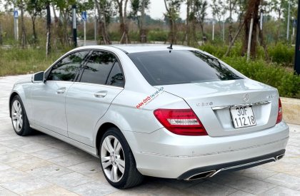 Mercedes-Benz C 250 2014 - Cần bán xe đăng ký lần đầu 2014 xe gia đình giá tốt 579tr