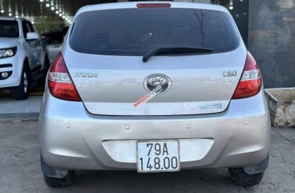 Hyundai i20 2011 - Xe màu bạc, 275 triệu