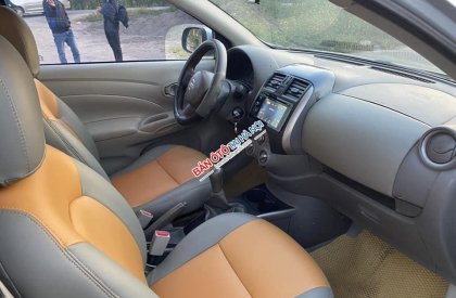 Nissan Sunny 2015 - Xe màu bạc số sàn, 215tr