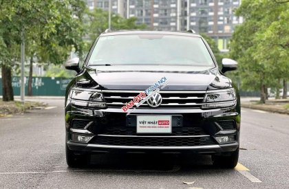 Volkswagen Tiguan 2018 - Màu đen, xe nhập