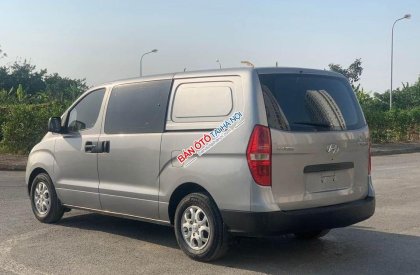 Hyundai Starex 2011 - Nội thất bọc ghế da siêu chất