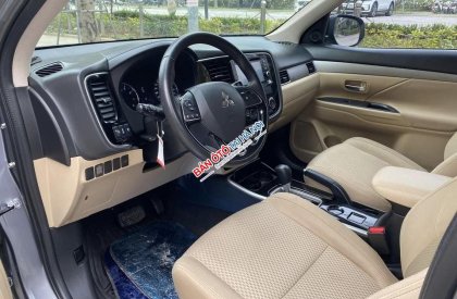 Mitsubishi Outlander 2018 - Biển Hà Nội, xe đẹp không lỗi