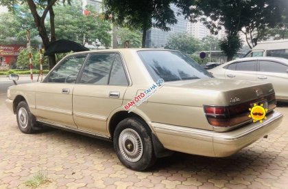 Toyota Crown 1990 - 2.8 số AT, xe nhập khẩu đẹp xuất sắc, giá 225tr