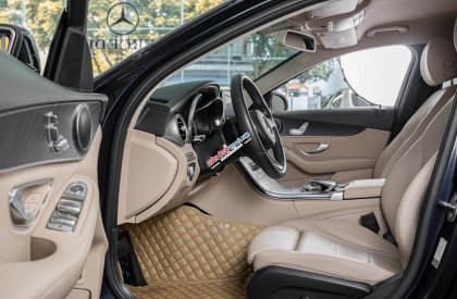 Mercedes-Benz C200 2016 - Bộ đèn full led, màn hình chính 7 inch