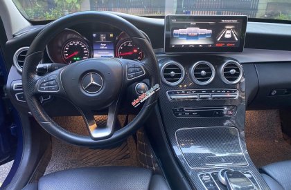 Mercedes-Benz C200 2017 - Giá 980tr
