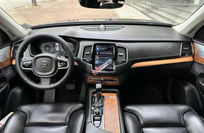 Volvo XC90 2018 - Màu đen, nhập khẩu