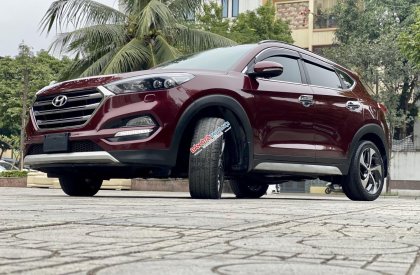 Hyundai Tucson 2018 - Bán xe màu đỏ