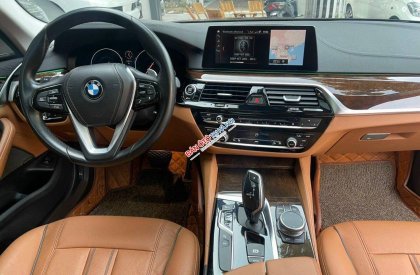 BMW 530i 2018 - Màu đen