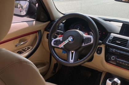 BMW 328i 2014 - Xe màu trắng