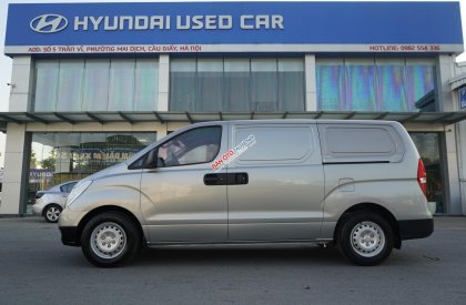 Hyundai Grand Starex 2015 - 3 chỗ máy dầu, số sàn nhập khẩu nguyên chiếc