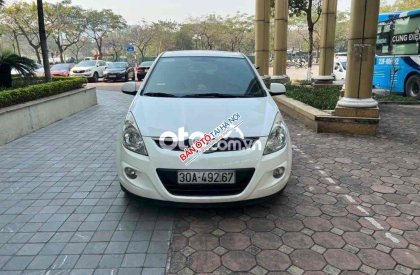Hyundai i20 Huyndai  màu trắng số tự động nhập Ấn Đồng 2010 - Huyndai I20 màu trắng số tự động nhập Ấn Đồng