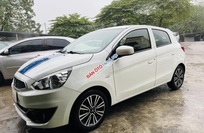 Mitsubishi Mirage 2017 - Xe màu trắng