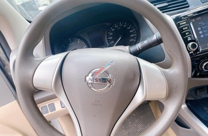 Nissan Navara 2018 - Bán xe gia đình