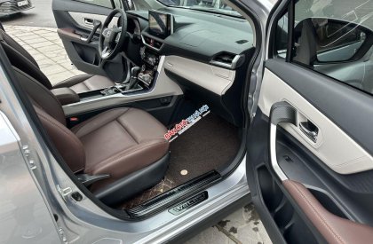 Toyota Veloz Cross 2022 - Xe màu bạc