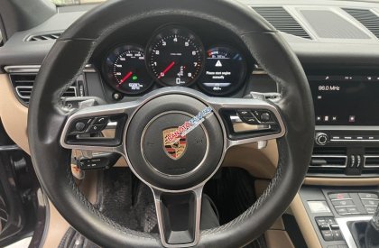 Porsche 2019 - Xe màu nâu