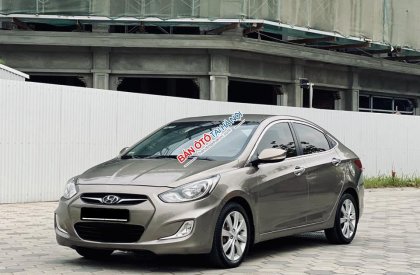 Hyundai Accent 2012 - Xe màu xám