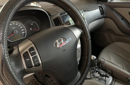Hyundai Avante 2012 - Màu xám số tự động