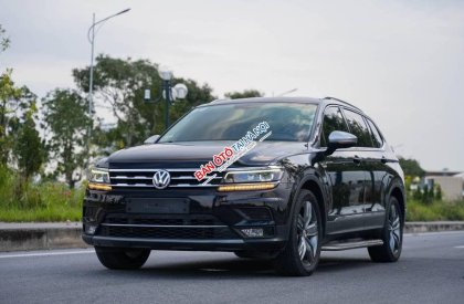 Volkswagen Tiguan 2018 - Tên cá nhân chính chủ sử dụng