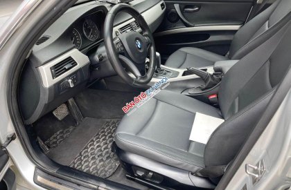 BMW 325i 2010 - Màu bạc, nhập khẩu giá cạnh tranh