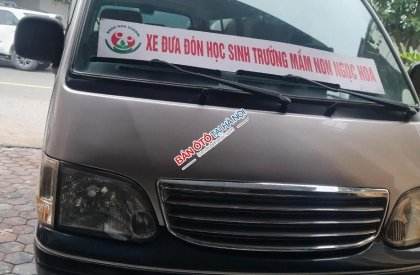 Toyota Hiace 2001 - Cần bán gấp, giá chỉ 42 triệu