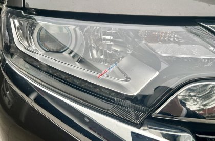 Mitsubishi Outlander 2019 - Màu xám, 710tr