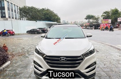 Hyundai Tucson 2017 - Xe màu trắng, giá 680tr