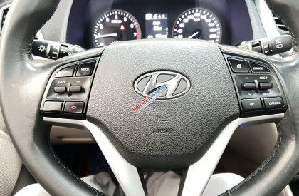 Hyundai Tucson 2017 - Xe màu trắng, giá 680tr