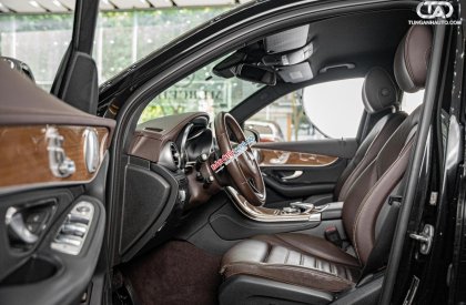 Mercedes-Benz GLC 250 2019 - Xe màu đen