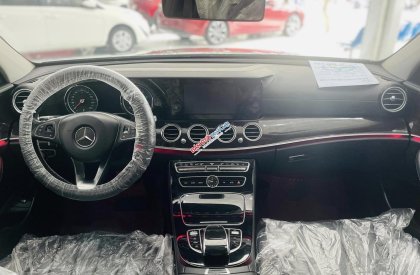 Mercedes-Benz E250 2016 - Màu đen
