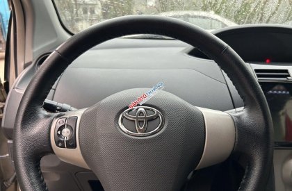 Toyota Yaris 2010 - Xe gia đình, giá tốt 305tr